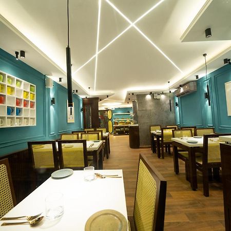 Treebo Trend Time Square Marine Drive Hotel Kochi Kültér fotó